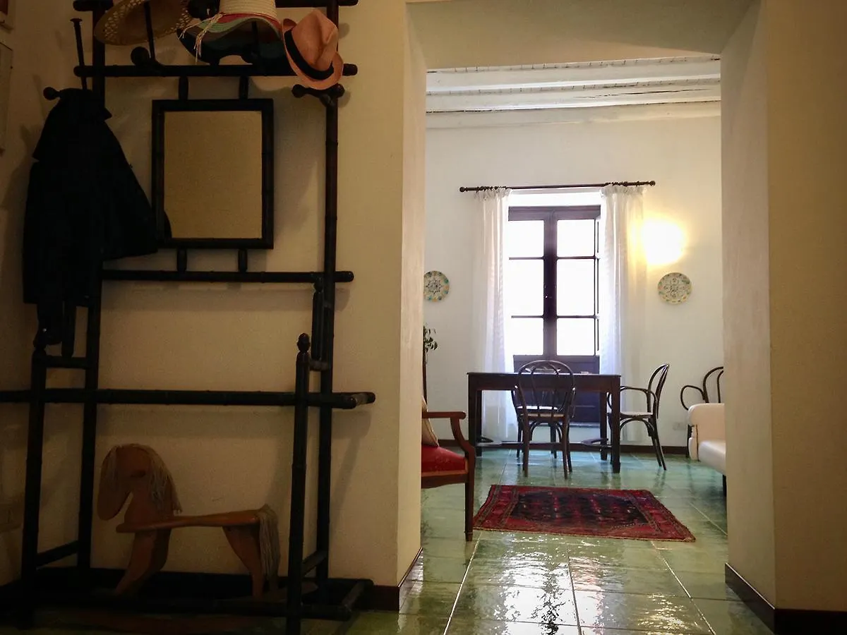 Casa Orioles Panzió Palermo 3*,  Olaszország